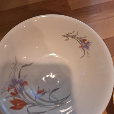 8 pc China Set