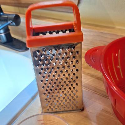 11 pc kitchen tool lot