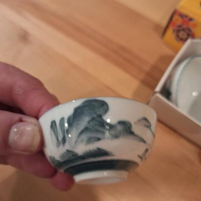 set of 5 Korean teacups in box