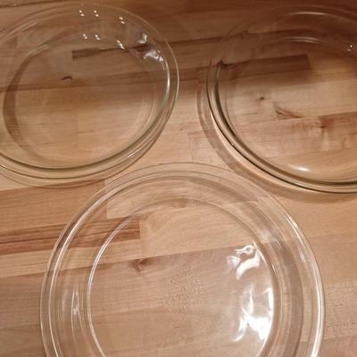 3 Pyrex pie/tart/quiche pan