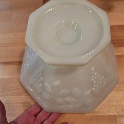 Anchor Hocking Milk glass Fruit Bowl