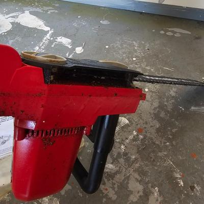 Toro Blower Vac & Homelite Chain Saw (G-JS)