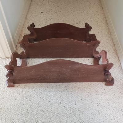 Wooden Three Tiered Shelf (BD-KD)