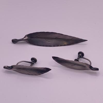 Stuart Nye Sterling Silver Jewelry (K-HS)