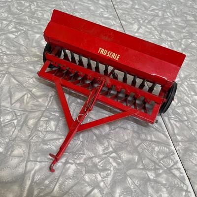 TruScale Planter