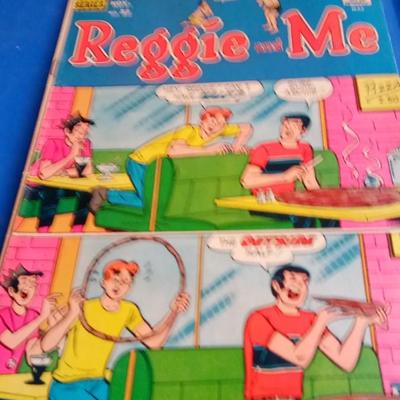LOT 131 TWO OLD ARCHIE COMIC BOOKS