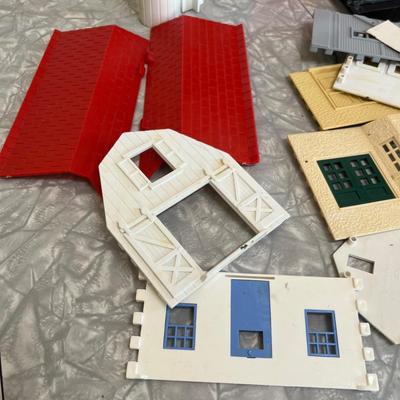 Model RR Buildings