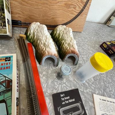 N scale railroad set
