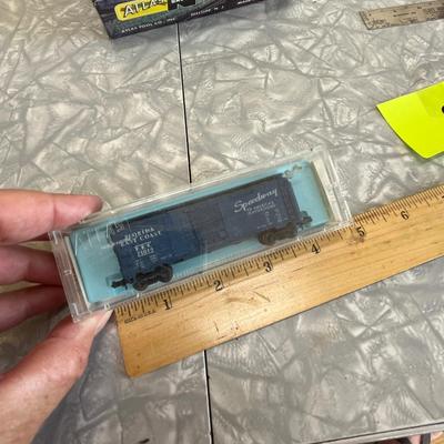 N scale rail cars
