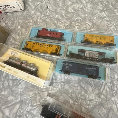 N scale rail cars