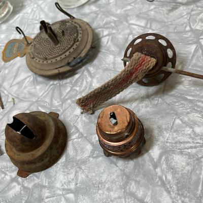 Lot of oil lamps