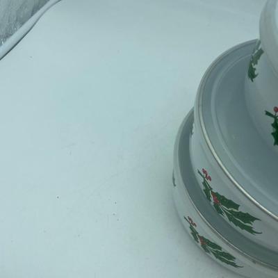 Holiday lidded bowls