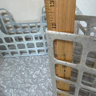 Plastic magazine racks