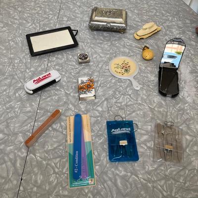 Assortment of personal care items
