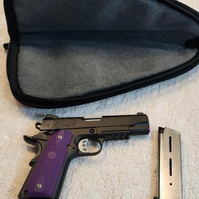 LOCAL PICK UP ONLY ZIG PCS 1911 Tisas Turkiye 45 acp with two magazine and case