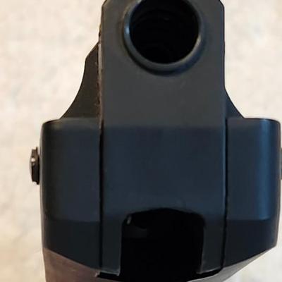 LOCAL PICK UP ONLY Marksman Model 2004 Deluxe Air Pistol
