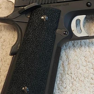 LOCAL PICK UP ONLY American Tactical Imports Firepower Xtreme: Thunderbolt 1911 45 cal with two magazine and case