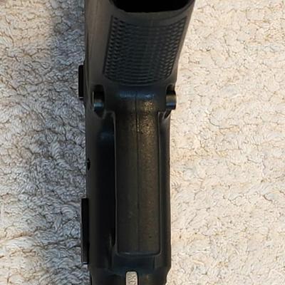 LOCAL PICK UP ONLY Springfield Armory XD- .40 SW caliber with case and two clips