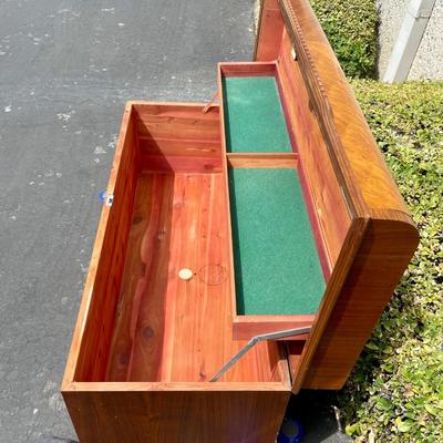Vintage Lane Cedar Chest