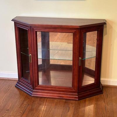 Display Cabinets (side tables)