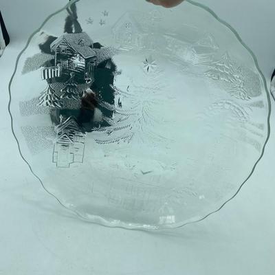 Christmas tree platter and lantern