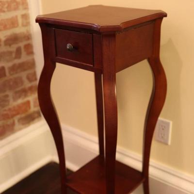 BOMBAY CO. One Drawer Pedestal Stand Side Table