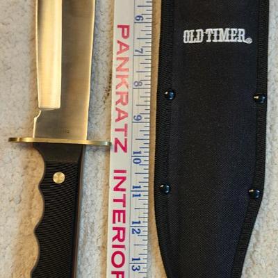 Old Timer Collectible Vintage Fixed Blade Knives with sheath