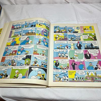 Donald Duck From the Seventies - Books & 8mm Film (P-RG)