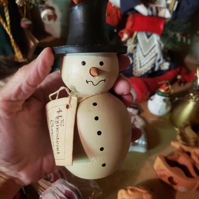 Christmas in August: Lots of Decor! (BS-KD)