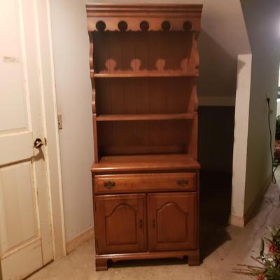 Two Piece Pleasant Valley Hardrock Maple Hutch by Cherokee (BS-KD)