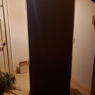Two Piece Pleasant Valley Hardrock Maple Hutch by Cherokee (BS-KD)