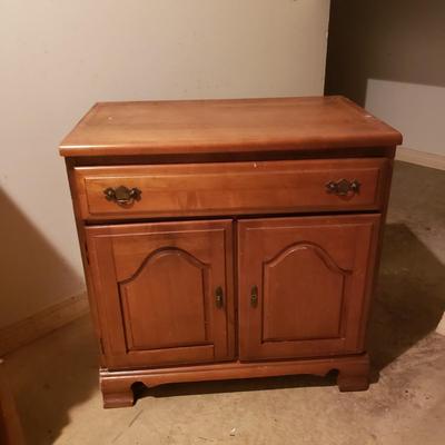 Two Piece Pleasant Valley Hardrock Maple Hutch by Cherokee (BS-KD)