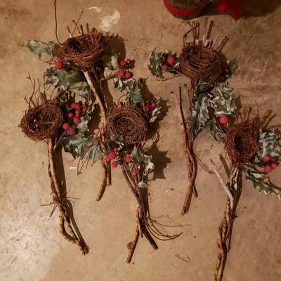 Pinecone, Wreath, and Poinsettia Christmas Decor & More (BS-KD)