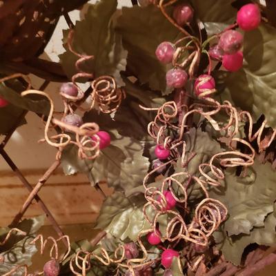 Pinecone, Wreath, and Poinsettia Christmas Decor & More (BS-KD)