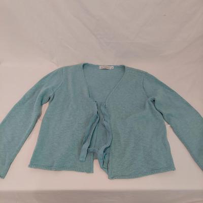 Women's Sweaters and Tops Small (PC-BBL)