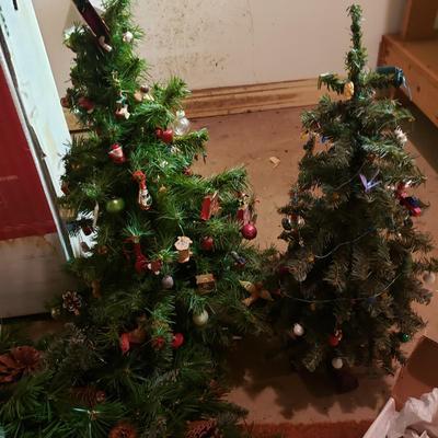 Christmas Tree NIB, Wreath, Lights and Gnomes (BS-KD)