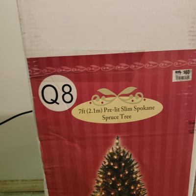 Christmas Tree NIB, Wreath, Lights and Gnomes (BS-KD)