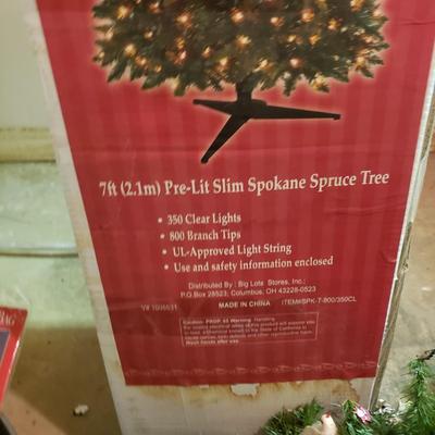 Christmas Tree NIB, Wreath, Lights and Gnomes (BS-KD)