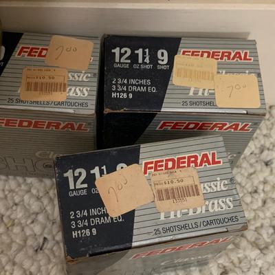 Large Variety of Plastic 12 Guage Shotgun Shells (PC-HS)