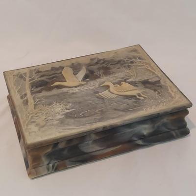 Inlay Stone Box plus Small Carved Animals (PC-BBL)