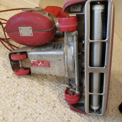 Kirby Classic III Rug Renovator Vacuum and Accessories (BD-KD)