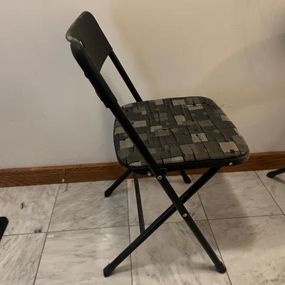 Four Folding Chairs & Table (PC-MG)