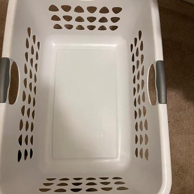Black & Decker Iron, Wooden Hangers & Two Laundry Baskets (PC-MG)