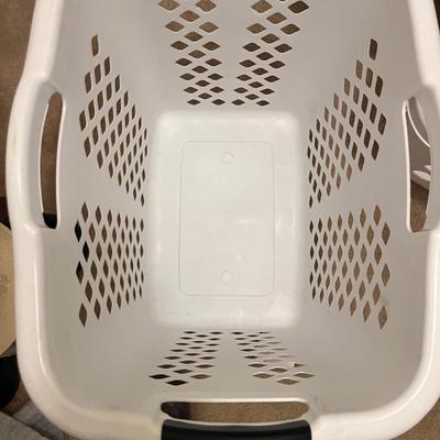 Black & Decker Iron, Wooden Hangers & Two Laundry Baskets (PC-MG)