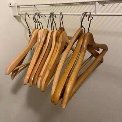 Black & Decker Iron, Wooden Hangers & Two Laundry Baskets (PC-MG)