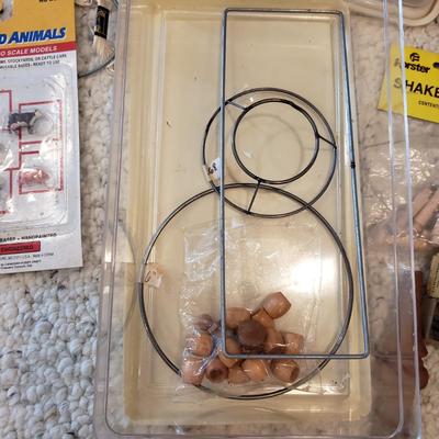 Sewing and Craft Supplies (BD-KD)