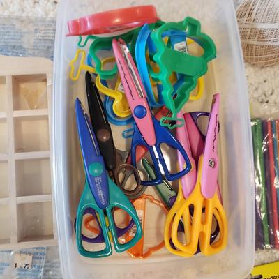 Sewing and Craft Supplies (BD-KD)