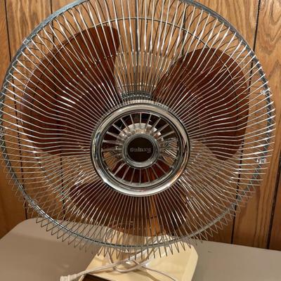 Vintage galaxy 16 inch oscillating fan