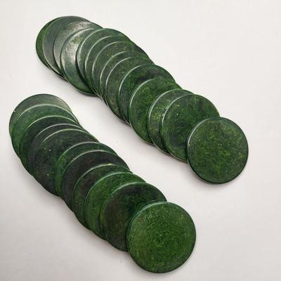 100 Piece Vintage Bakelite Poker Chips