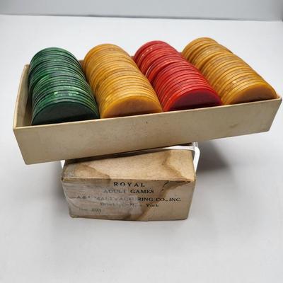 100 Piece Vintage Bakelite Poker Chips
